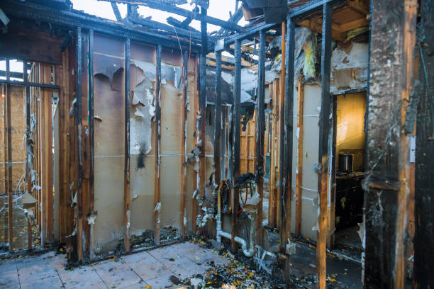 Professional Soot Cleanup technician working in North Richmond, CA
